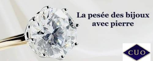 Comment le Comptoir Universel de l'or pèse t'il les bijoux avec des pierres pour racheter l'or?