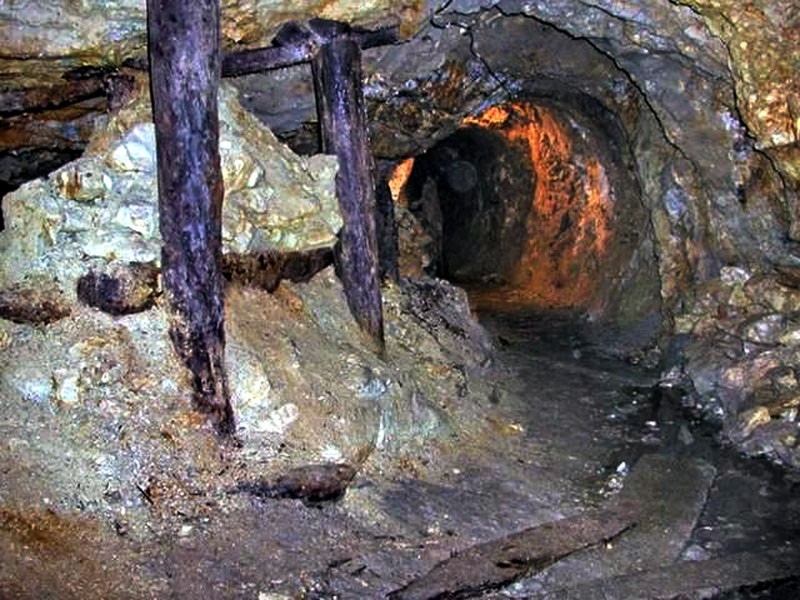 LES MINES D’ARGENT DE L’ARGENTIERE-LA-BESSEE (HAUTES-ALPES)