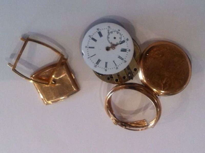 Rachat d'Or - Montre en or et en argent au Comptoir Universel de l'Or