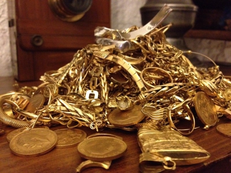 LE RACHAT ET LA VENTE D’OR ET D’ARGENT